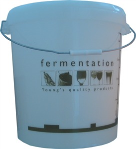 Woodshield Fermentation Bin (bucket) with Lid and Scale 33 litre