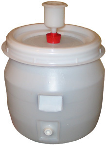 Woodshield HD Fermenter, Airlock & Tap (40 cm dia x 36 cm h) 30 litres